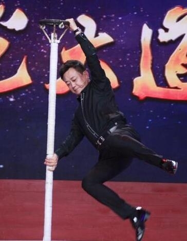  朱军离开星光大道 :尽到了老同志的义务 朱迅接