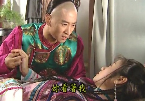  Tank街头献唱 身形消瘦 盘点昔日爆红明星的窘