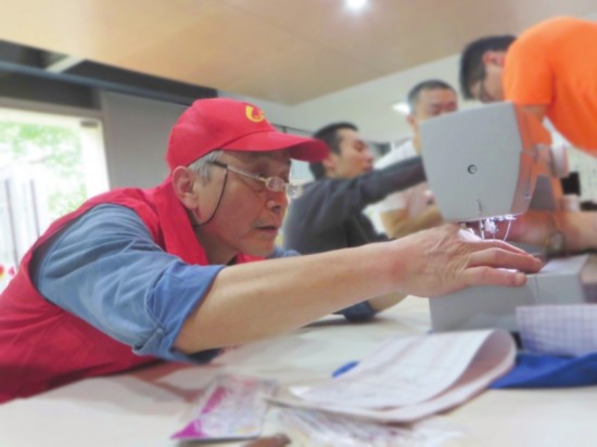 苏州老党员组建先锋队 社区里有了万能修复工