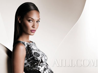 �H�ɰ��B�ʡA�W�ұ��ˤQ�ڰ���app