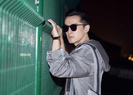 明镜明台再合体照曝光 戏里戏外感情都如亲姐