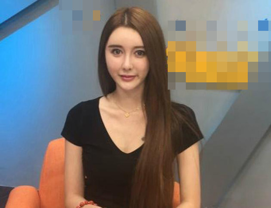 小G娜直播追忆黄家驹 最爱听 喜欢你 微博更新