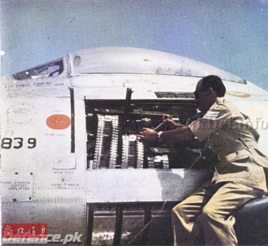 巴铁空军王牌30秒内击落4架印度战机(组图)