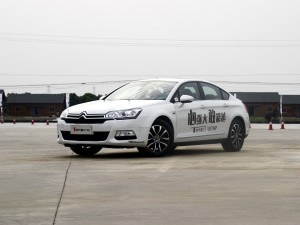 ѩ ѩC5 2016 1.8T Զ