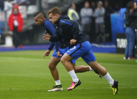 欧洲杯1\/4决赛:法国vs冰岛5-2强势晋级 将战德国