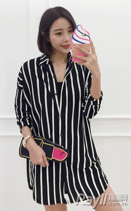 大方秀长腿的时间到了 onepiece显瘦见真招