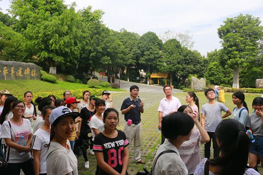 百色学院开展校馆共建思想政治理论课现场教学