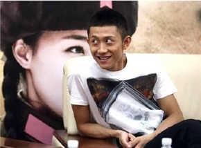 鹿晗易烊千玺张一山大张伟 他们的坐姿冠绝京