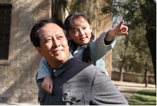 《天涯浴血》央视、卫视持续热播 曝“00后”演员戴佳佳大有来头--人民网娱乐频道--人民网