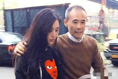 王思聪讽田朴珺 王石完美形毁于 夕阳红