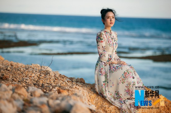 颜丹晨氧气来袭 森系女神倾听海浪低语