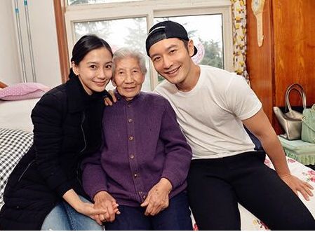 黄晓明追加救援 黄晓明累计捐款捐物3600万人