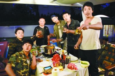 "花样男团"嘉宾集体"叛逃" 真人秀别把失控当灾难