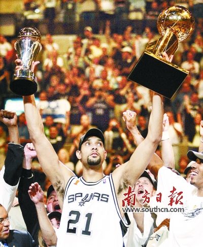 NBA传奇巨星邓肯退役 GDP组合成历史
