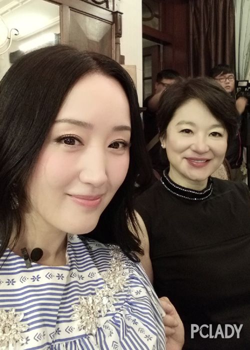 不是每个熟女都能美成王菲杨钰莹 也有可能僵