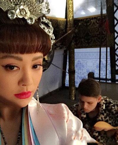 宁静儿子长相帅气照片曝光 真是儿子帅出天际