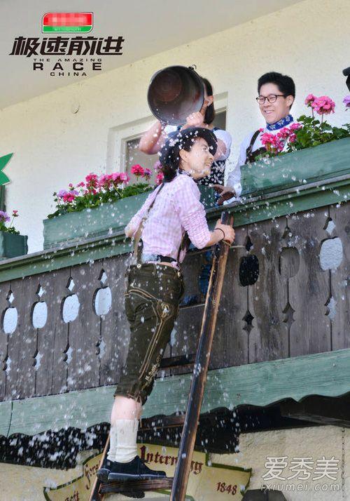 郭晶晶唱情歌示爱 极速前进第三季霍启刚实力