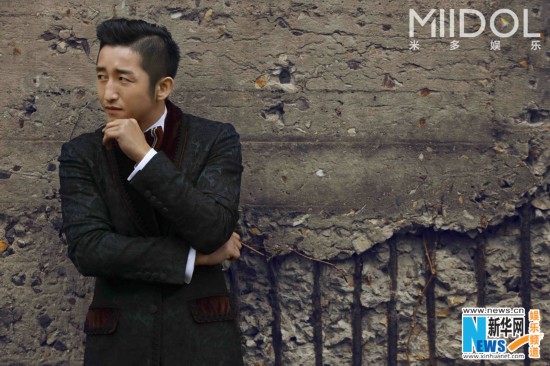 邹市明时尚写真曝光 探索背后温柔的力量