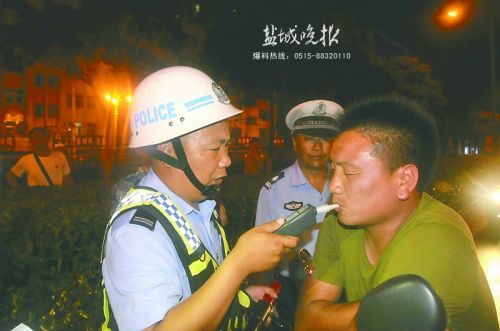 盐城警方百日行动严查涉车涉路违法行为