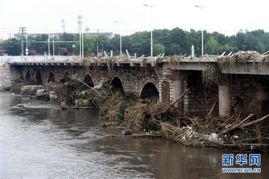 河南安阳暴雨洪灾致62万人受灾