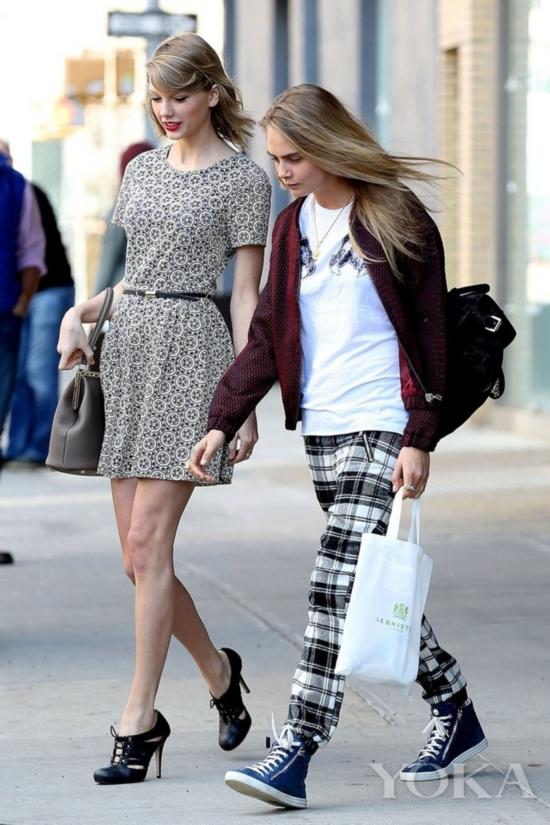 Cara DelevingneBTaylor Swift