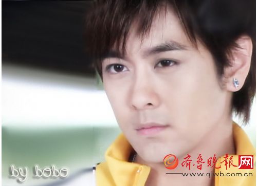 李易峰鹿晗领衔 韩国媒体评选中国十大帅哥