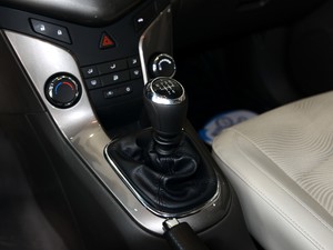 ͨѩ ³ 2015 1.5L  SE MT