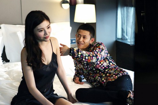 赵奕欢曝新剧造型前凸后翘侧面神似余罪大嫂