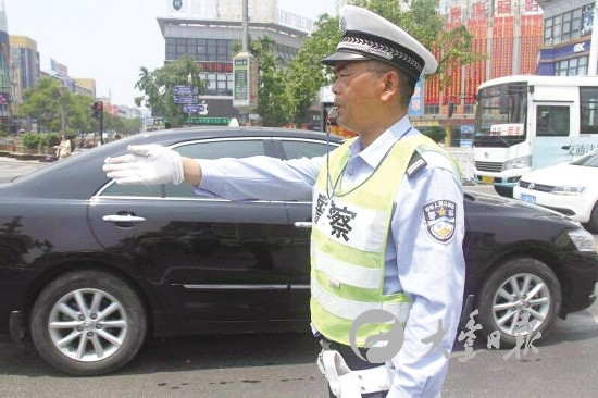 高温 袭城 盐城大丰各部门筑起 清凉屏障