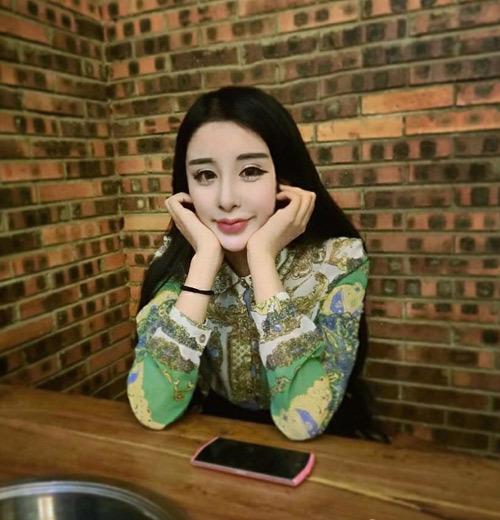 蛇精女李蒽熙整容前后对比大盘点