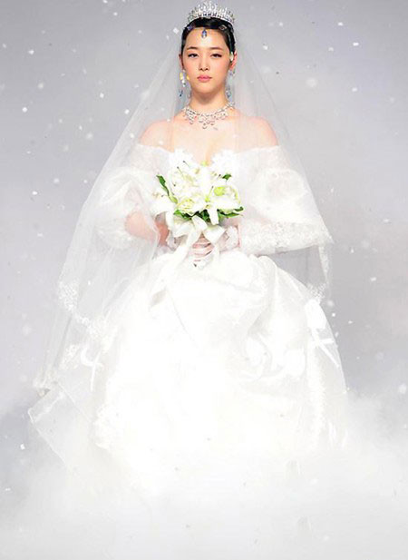 朴信惠婚纱_朴信惠婚纱照图片