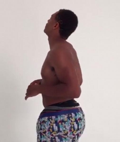 男内衣裤视频_关晓彤内衣裤视频(2)