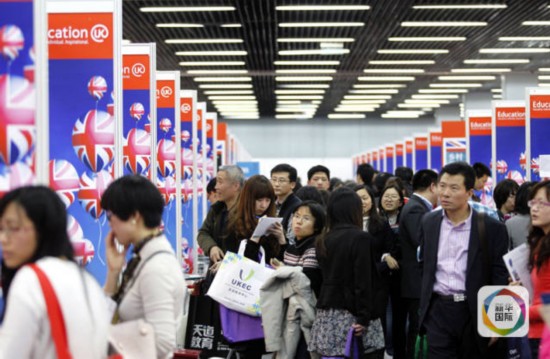 梅姨上台赴英留学梦要碎?听留学生前辈来支