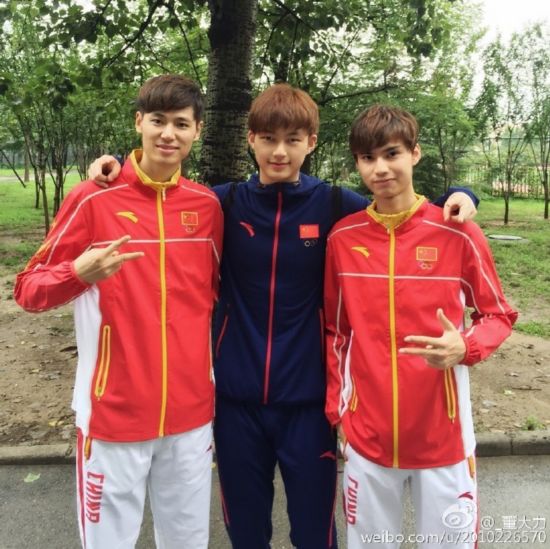 颜值太高!击剑队都是帅哥 网友求出道(组图)