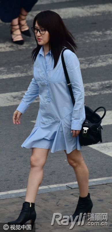 最美“医生”韩孝周朴信惠 一言不合就穿蓝色
