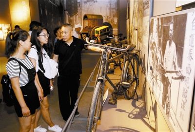 京津冀民间收藏文化展人气旺
