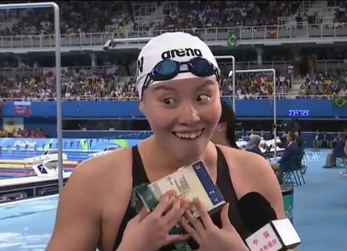 洪荒少女傅园慧与宁泽涛孙杨合影 海量自拍照