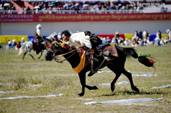 CHINA-TIBET-NAGQU-HORSE RACING FESTIVAL (CN)