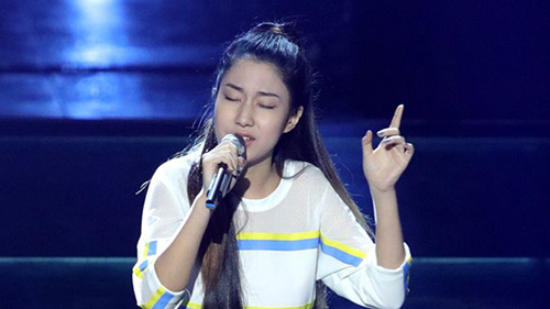 《中国新歌声》周杰伦跨界秀魔术 金曲歌后官