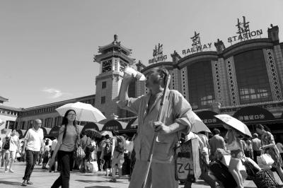 多数户外工作人员难领高温补贴 违法成本低致