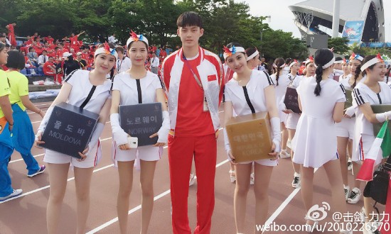 中国击剑队男神各个颜值逆天:宁泽涛有压力了