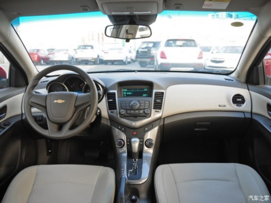 ����ͨ��ѩ���� ��³�� 2015�� 1.5L ���� SE AT