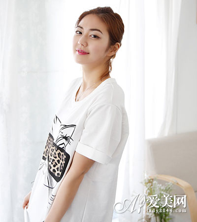 牙龈苍白或因贫血 10种口腔异常暗示疾病