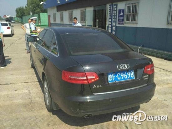 身份证列黑名单不能乘机 担保人驾查封车上高速