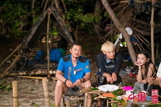 《我们的法则》李亚鹏喜钓金枪鱼 黄子韬动情