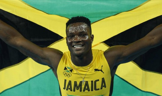 男子110米栏:牙买加选手麦克劳德13秒05夺冠
