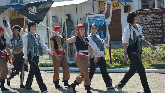 俄监狱女犯人也办奥运会 获胜者可减刑(高清