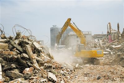 下发三次督办通知视若无睹 武汉长丰拆迁工地