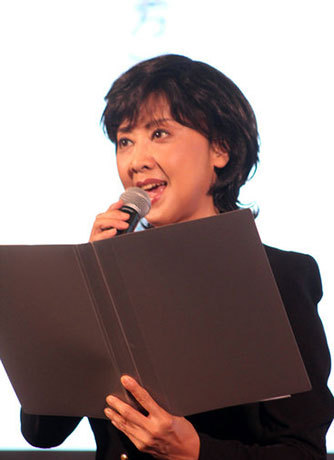 64岁女儿国国王曝近照好美！揭秘86版西游记穿帮镜头