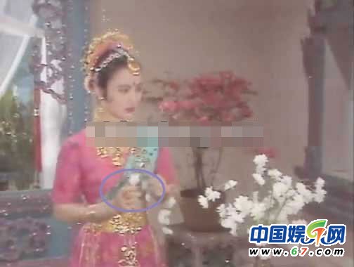 64岁女儿国国王曝近照好美！揭秘86版西游记穿帮镜头